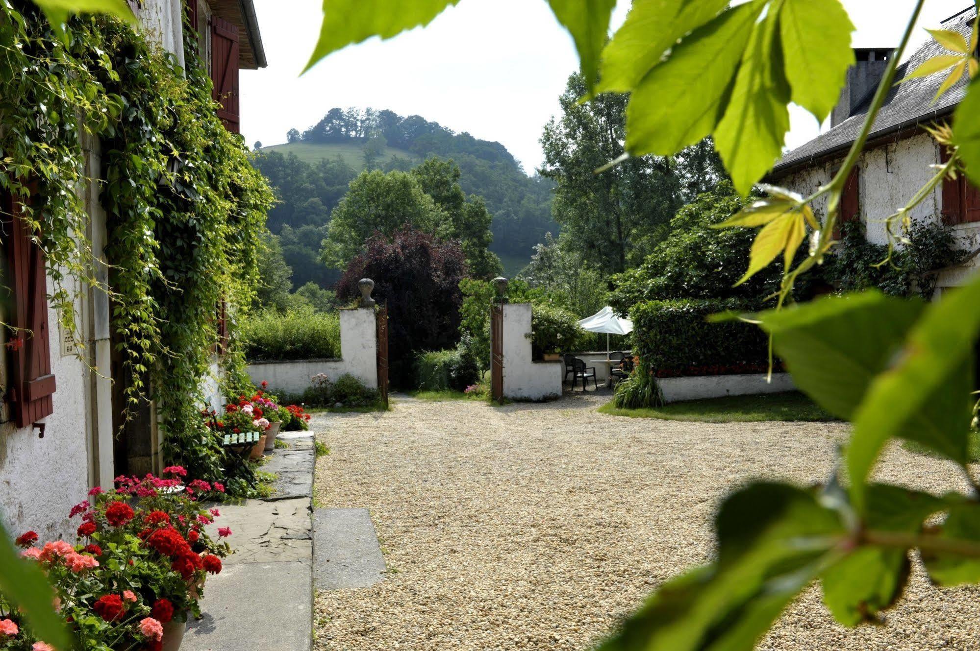 Hotel Les Bains De Secours Sevignacq-Meyracq Luaran gambar