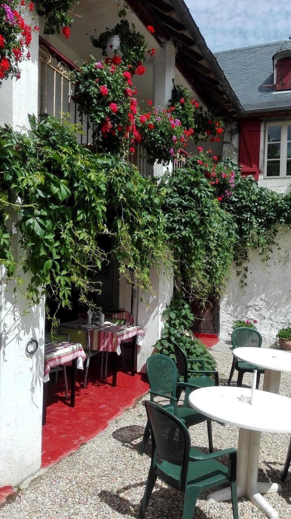 Hotel Les Bains De Secours Sevignacq-Meyracq Luaran gambar